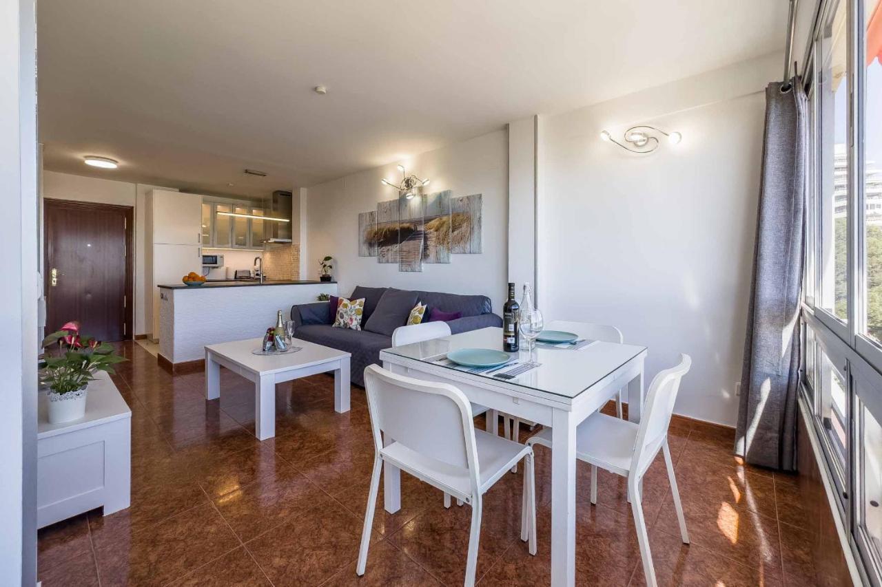 Apartamento Acogedor, Terraza, Piscina Y Mar ベナルマデナ エクステリア 写真