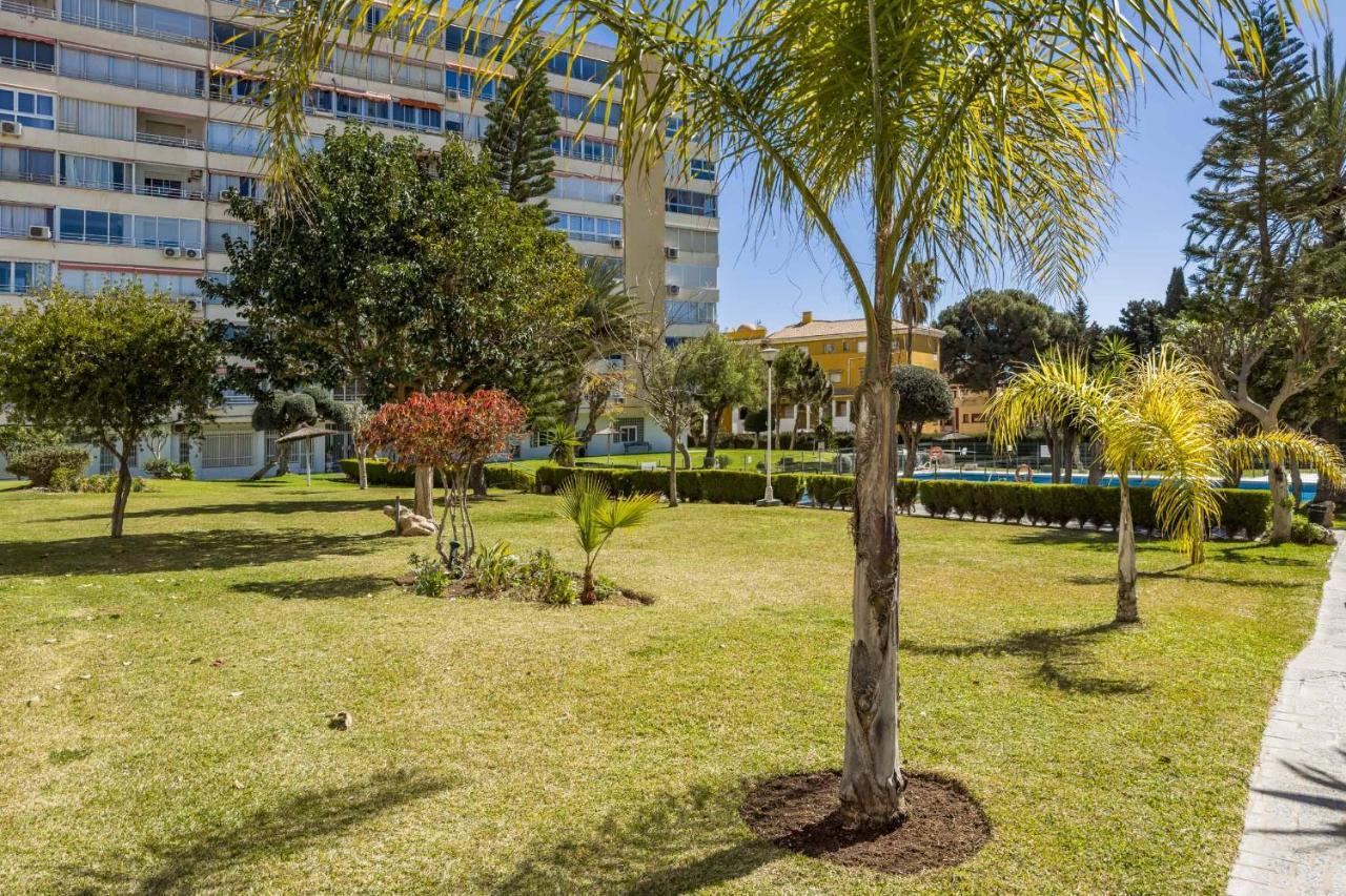 Apartamento Acogedor, Terraza, Piscina Y Mar ベナルマデナ エクステリア 写真