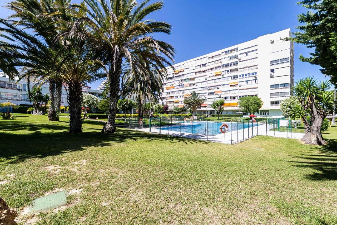 Apartamento Acogedor, Terraza, Piscina Y Mar ベナルマデナ エクステリア 写真